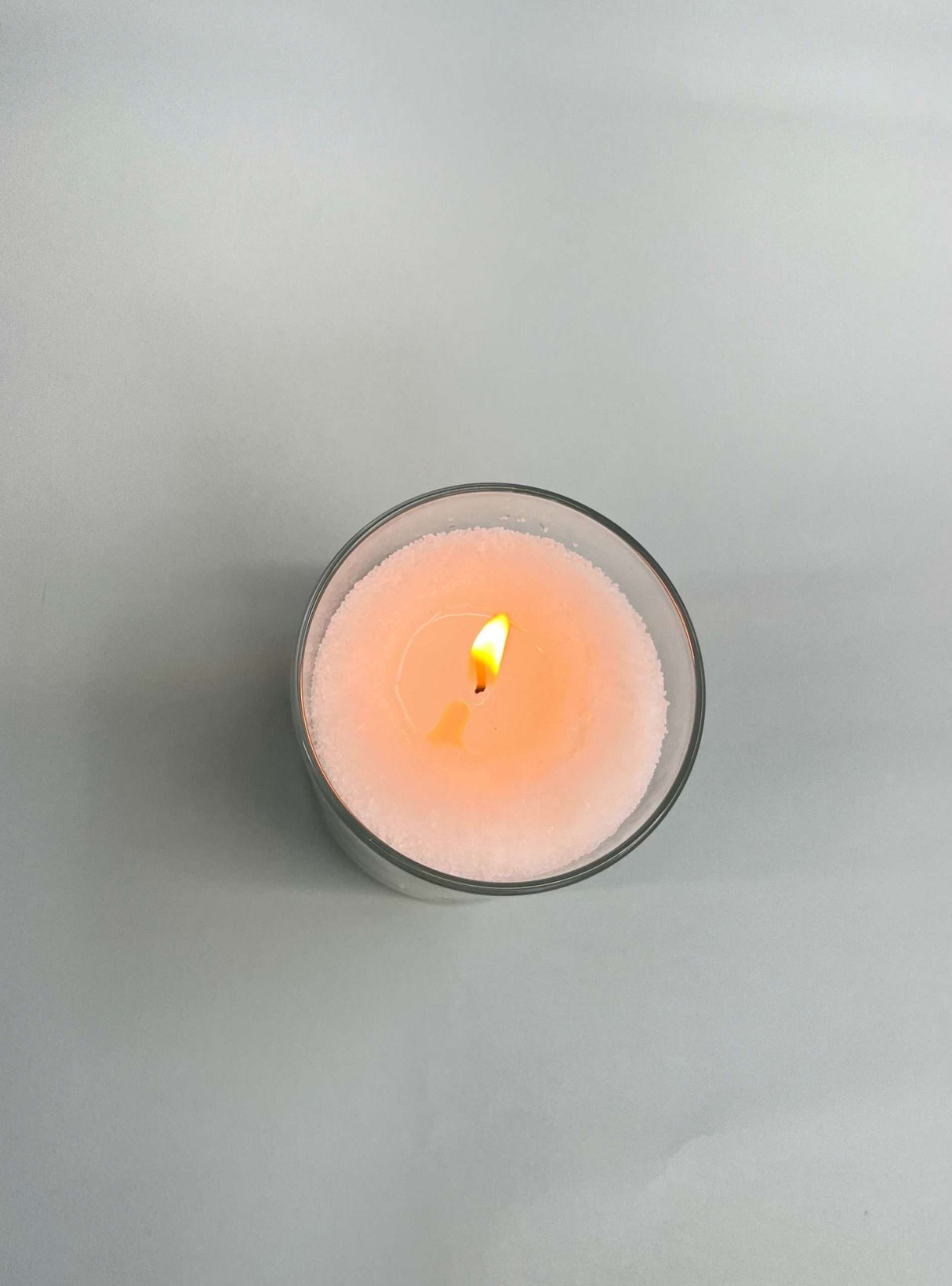 Blue powder candle wax